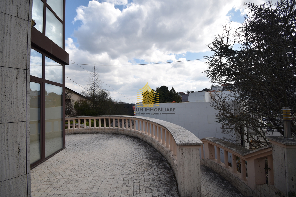 Casa, Vendita, Podsljeme, Gračani, 335m2, Indipendente