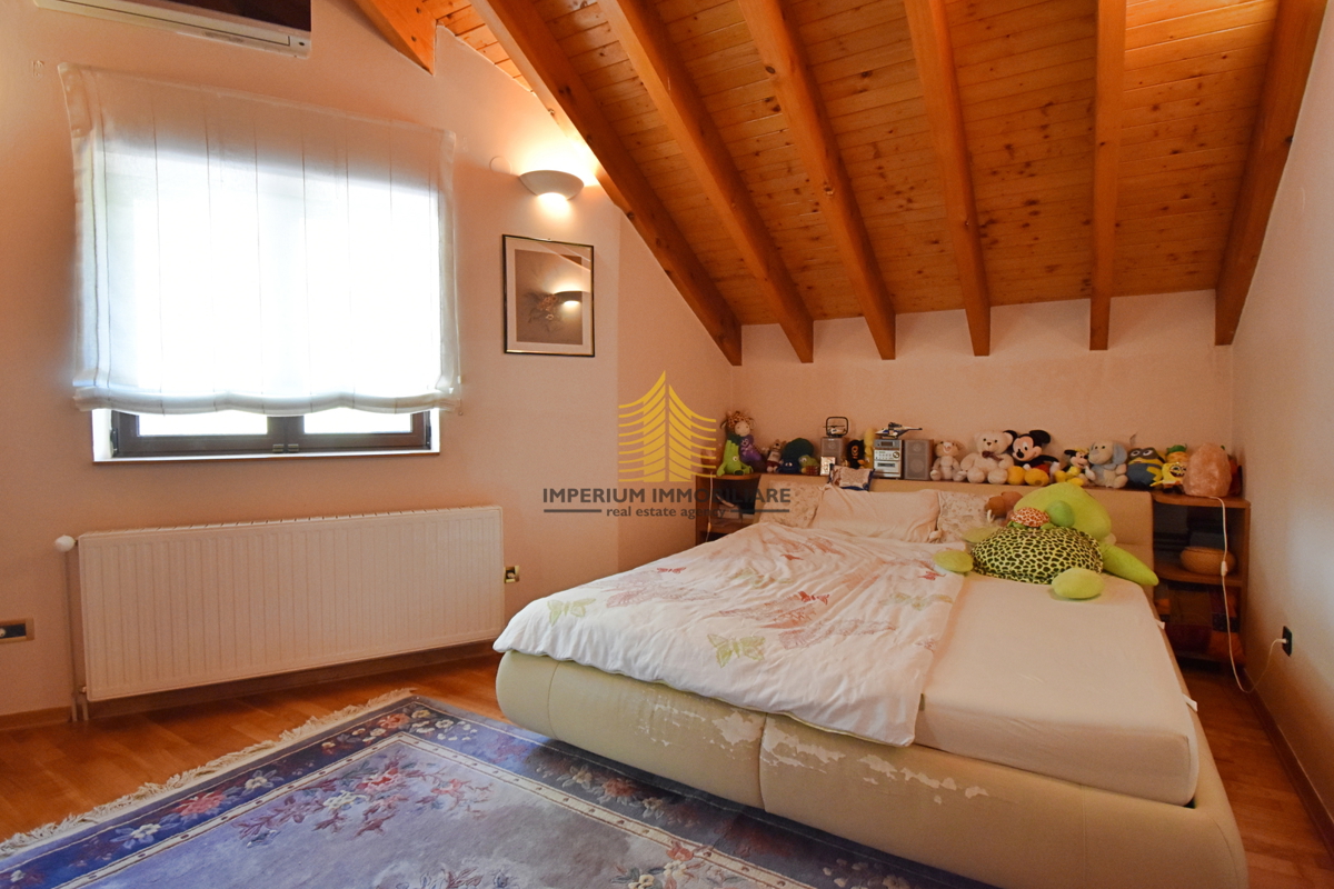 Casa, Vendita, Podsljeme, Gračani, 335m2, Indipendente