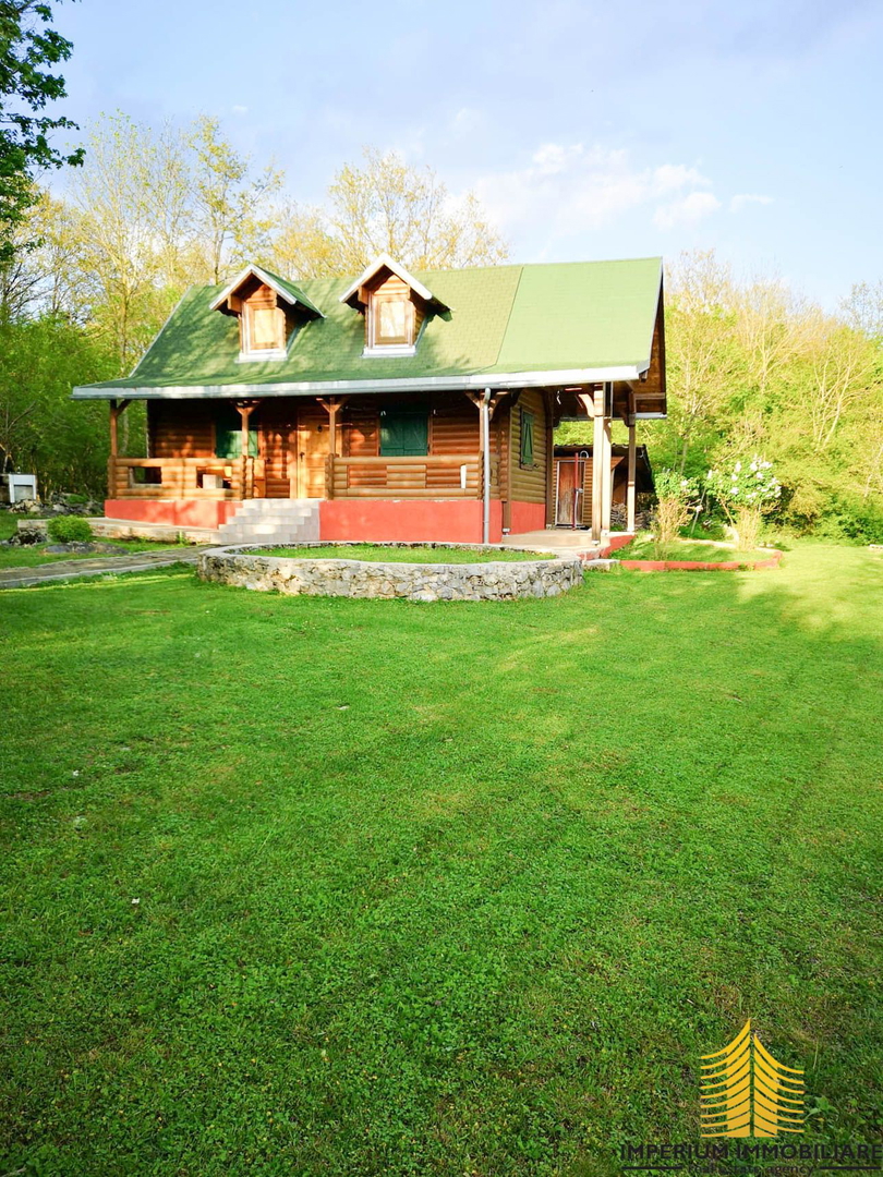 Terreno, Vendita, Gračac, 12646m2, Per investimento