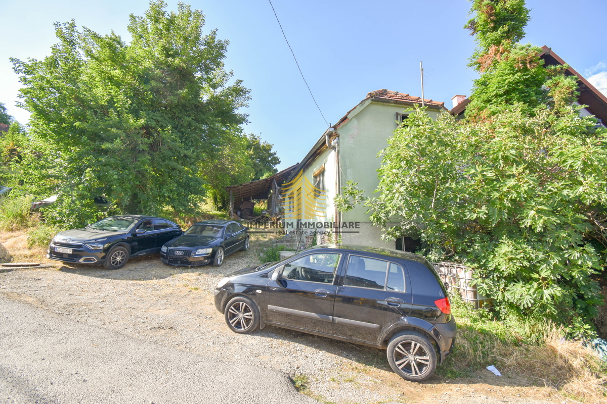 Casa, Vendita, Zagabria, Podsused, 2761m2, Indipendente