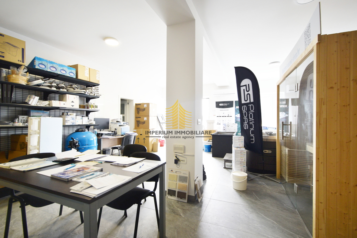 Spazio commerciale, Vendita, Velika Gorica, Staro Čiće, 84m2, Locale per servizi