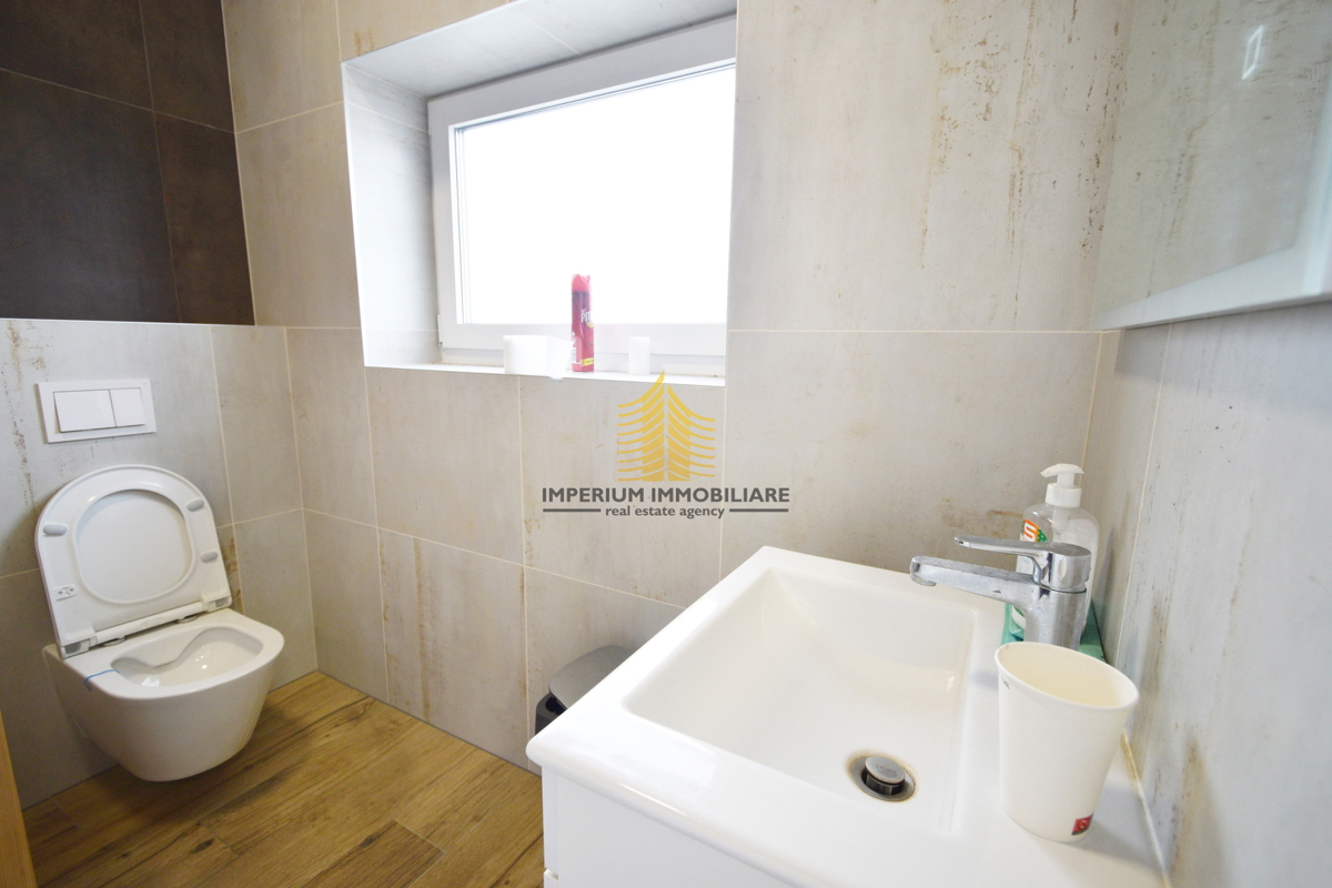 Spazio commerciale, Vendita, Velika Gorica, Staro Čiće, 84m2, Locale per servizi