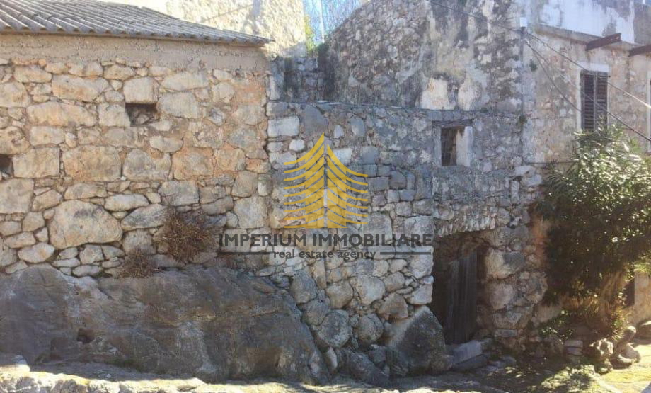 Casa, Vendita, Jelsa, Vrisnik, 104m2, A schiera