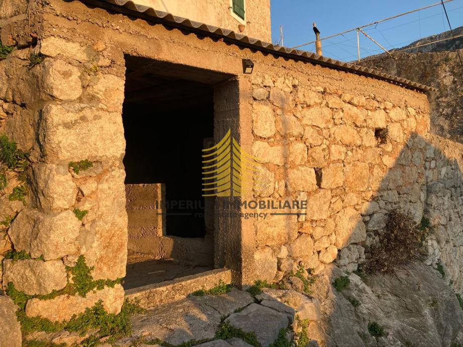 Casa, Vendita, Jelsa, Vrisnik, 104m2, A schiera