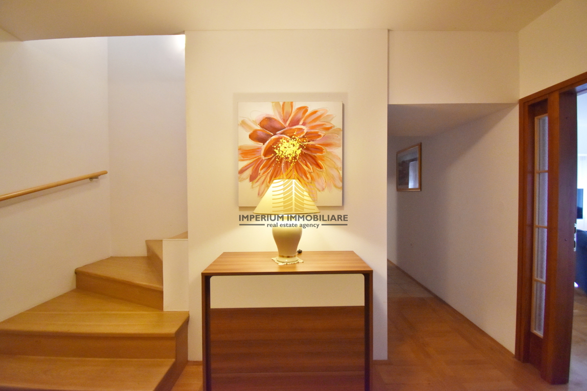 Casa, Vendita, Brezovica, Starjak, 268m2, Villa