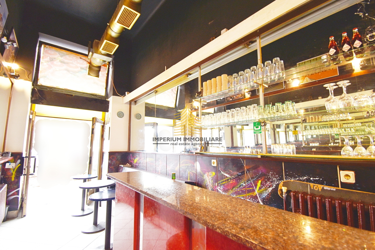 Locale commerciale, Vendita, Donji Grad, Donji grad, 60m2, Locale su strada