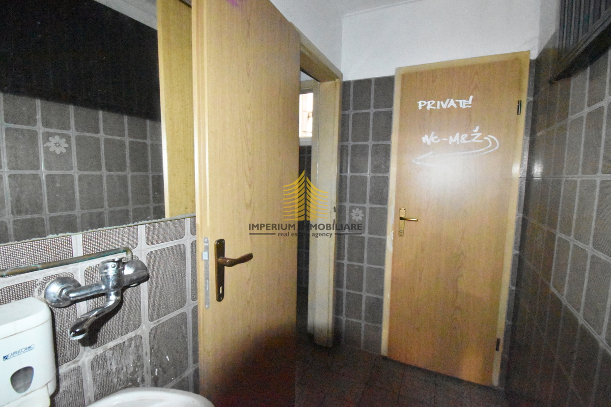 Locale commerciale, Vendita, Donji Grad, Donji grad, 60m2, Locale su strada