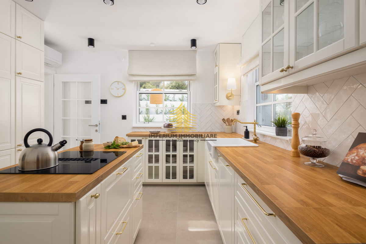 Casa, Vendita, Rogoznica, Ražanj, 407,32 m², Villa