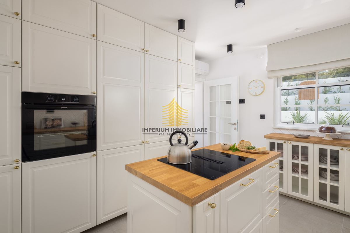 Casa, Vendita, Rogoznica, Ražanj, 407,32 m², Villa