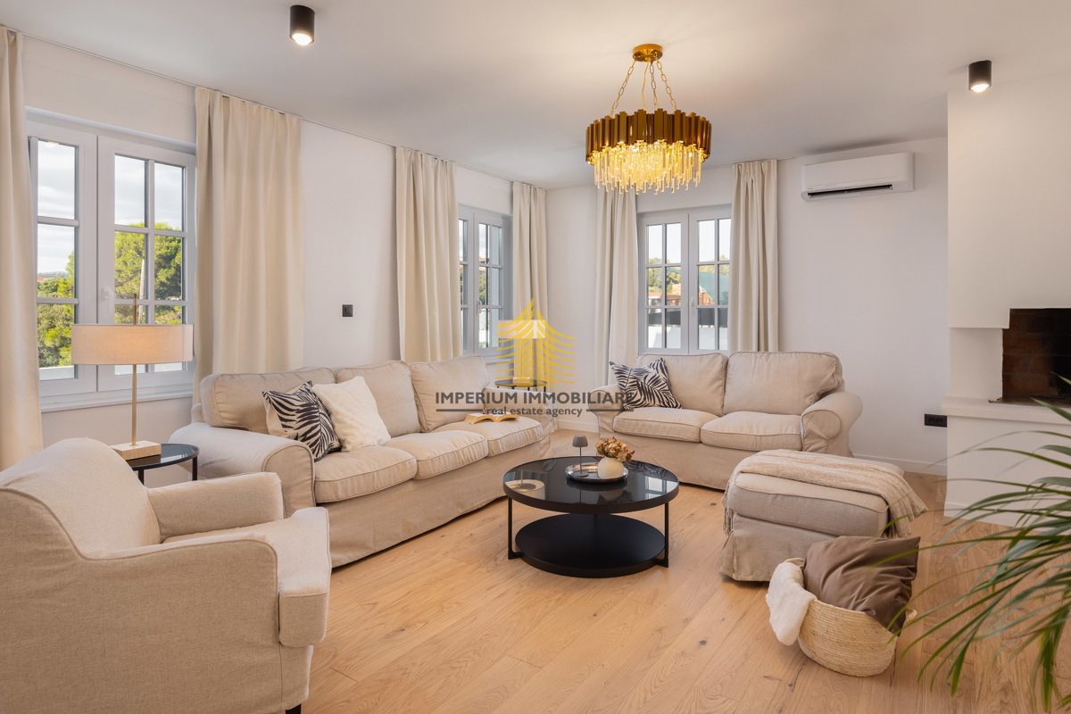 Casa, Vendita, Rogoznica, Ražanj, 407,32 m², Villa