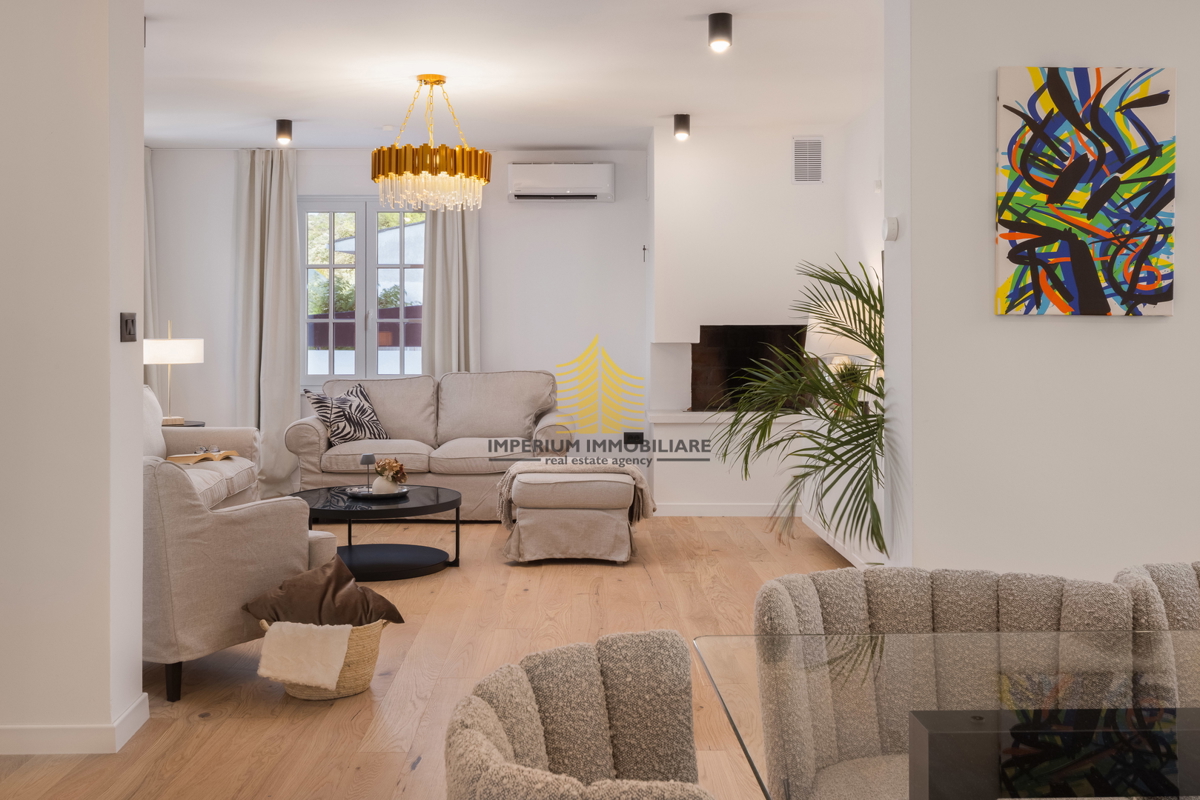 Casa, Vendita, Rogoznica, Ražanj, 407,32 m², Villa