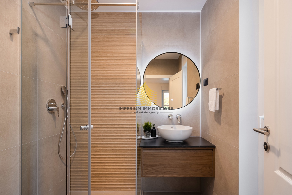 Casa, Vendita, Rogoznica, Ražanj, 407,32 m², Villa