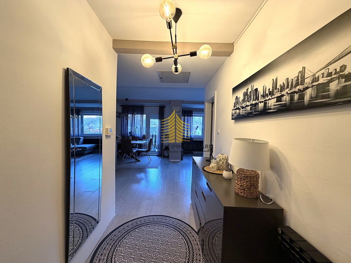 Casa, Vendita, Podsljeme, Markuševec, 320m2, Doppia