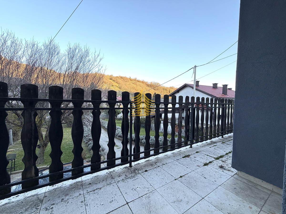 Casa, Vendita, Podsljeme, Markuševec, 320m2, Doppia