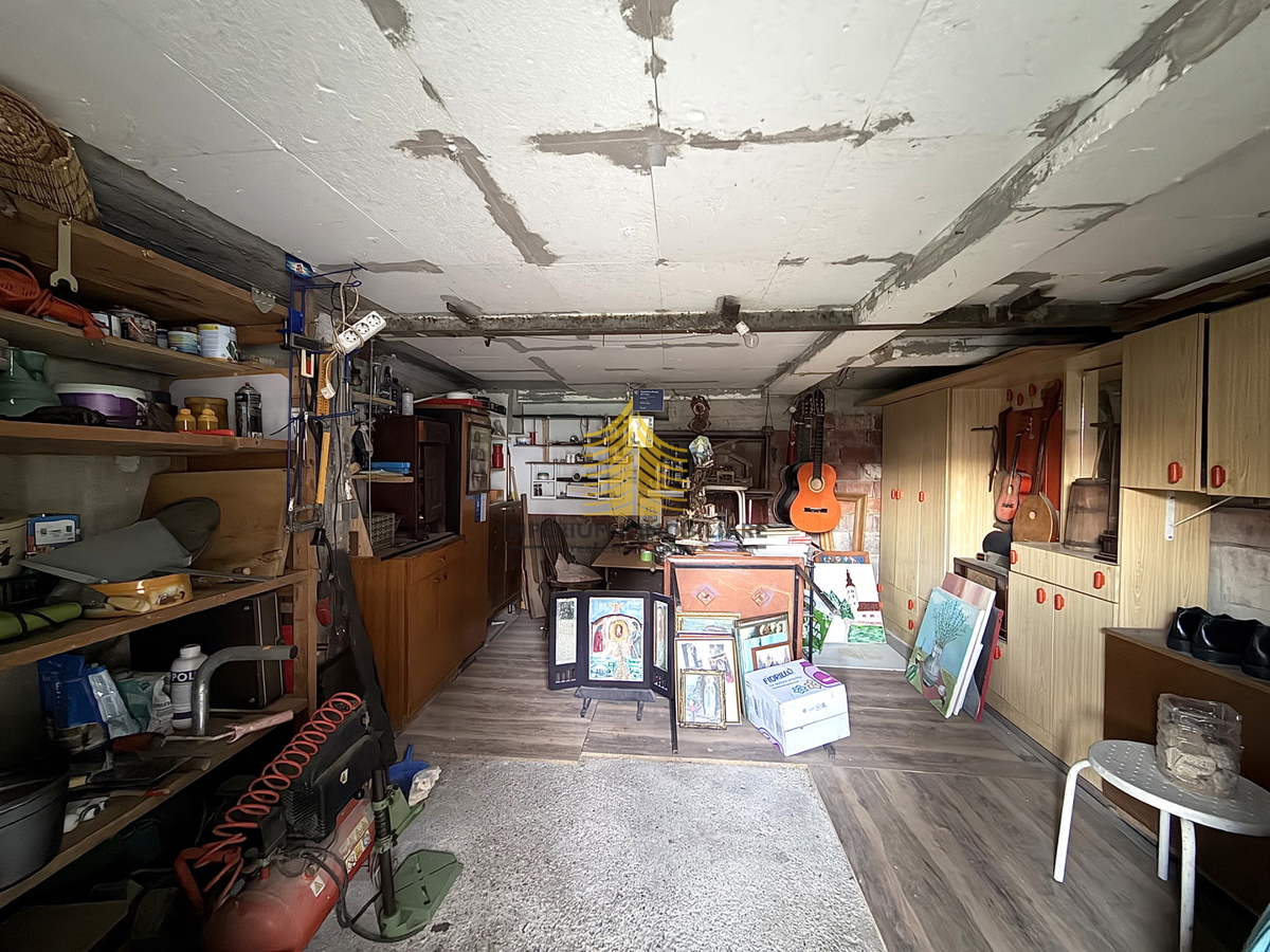 Casa, Vendita, Podsljeme, Markuševec, 320m2, Doppia