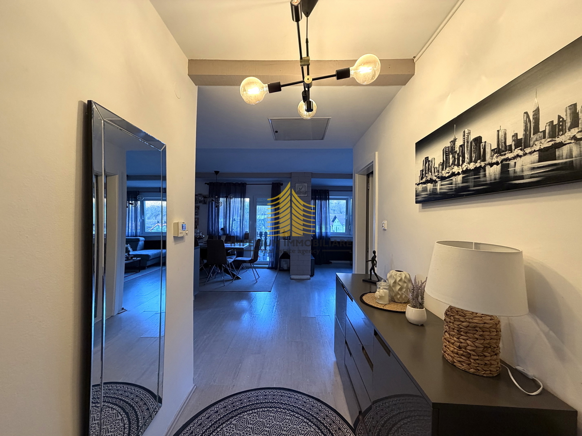 Casa, Vendita, Podsljeme, Markuševec, 320m2, Doppia