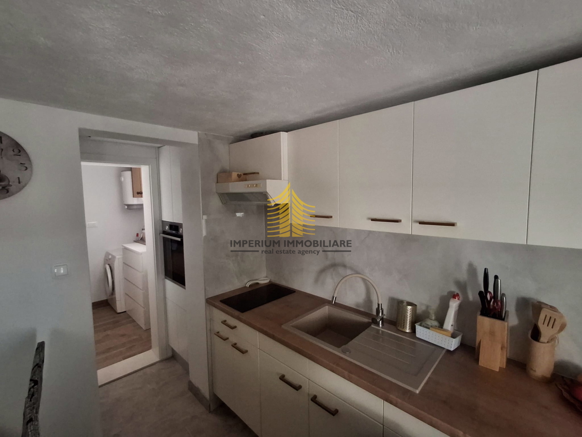 Appartamento, Vendita, Okrug, Okrug Gornji, 82m2, 2,5 locali (2S+DB)