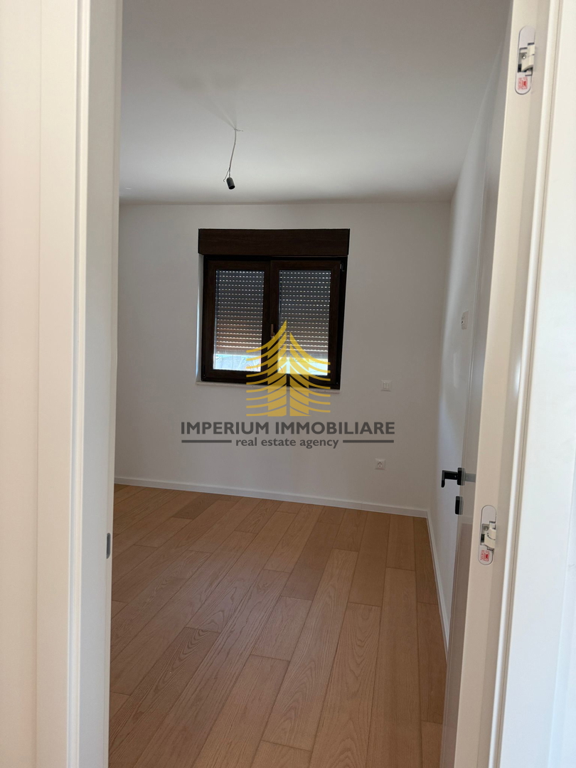 Appartamento, Vendita, Sveti Filip e Giacomo, Turanj, 100m2, 2,5 locali (2 camere + soggiorno)