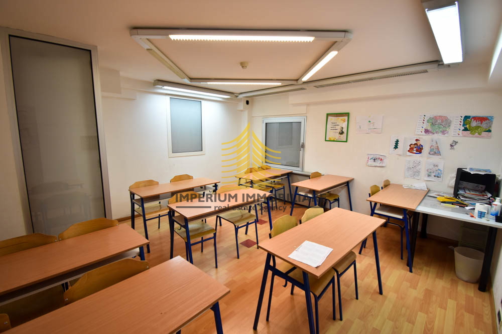 Locale commerciale, Vendita, Trnje, Savica, 150m2, Spazio per servizi