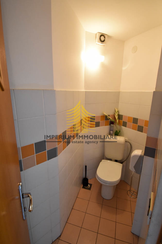 Locale commerciale, Vendita, Trnje, Savica, 150m2, Spazio per servizi