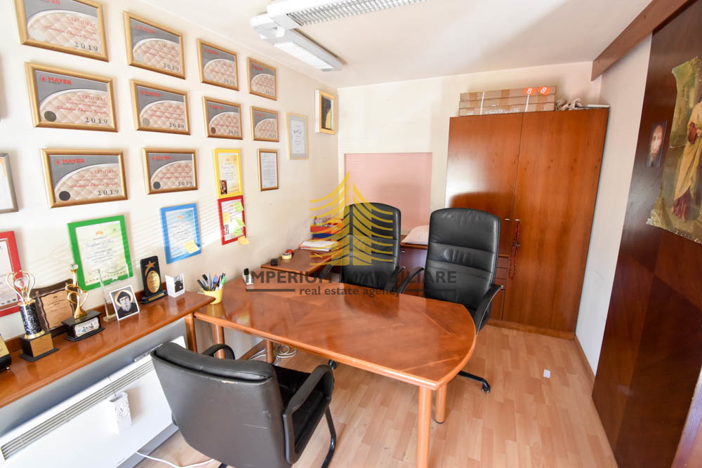 Locale commerciale, Vendita, Trnje, Savica, 150m2, Spazio per servizi