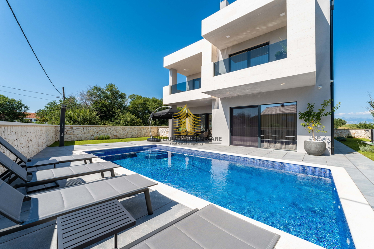 Casa, Vendita, Privlaka, 450m2, Villa