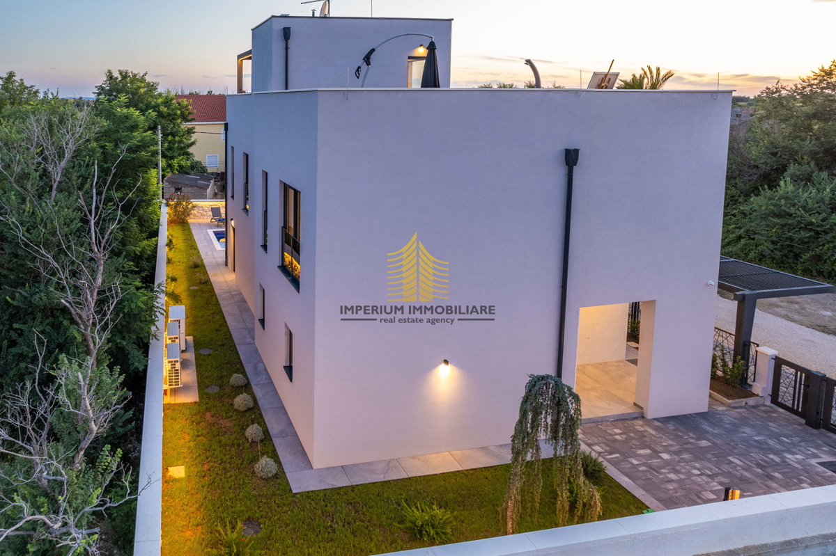 Casa, Vendita, Privlaka, 450m2, Villa