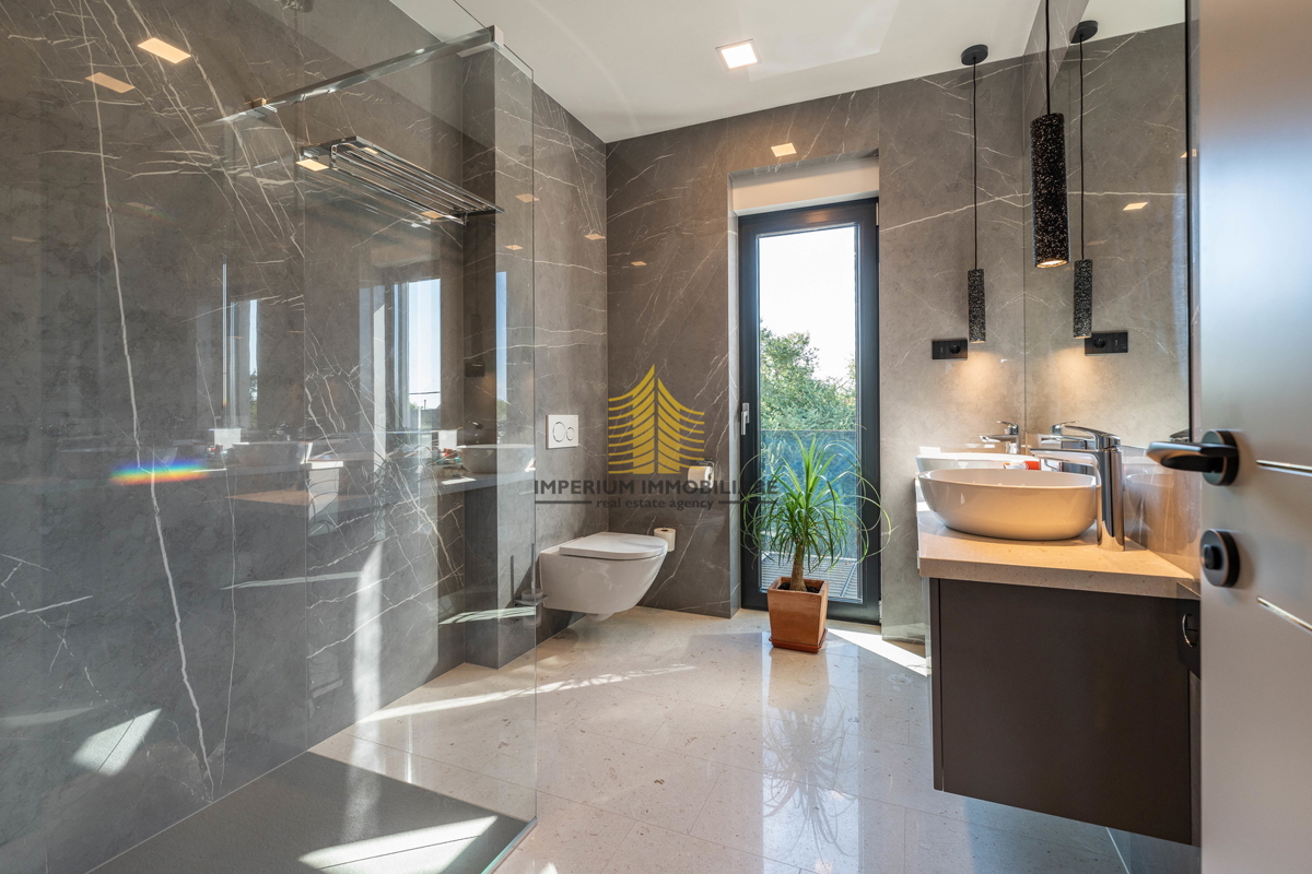 Casa, Vendita, Privlaka, 450m2, Villa