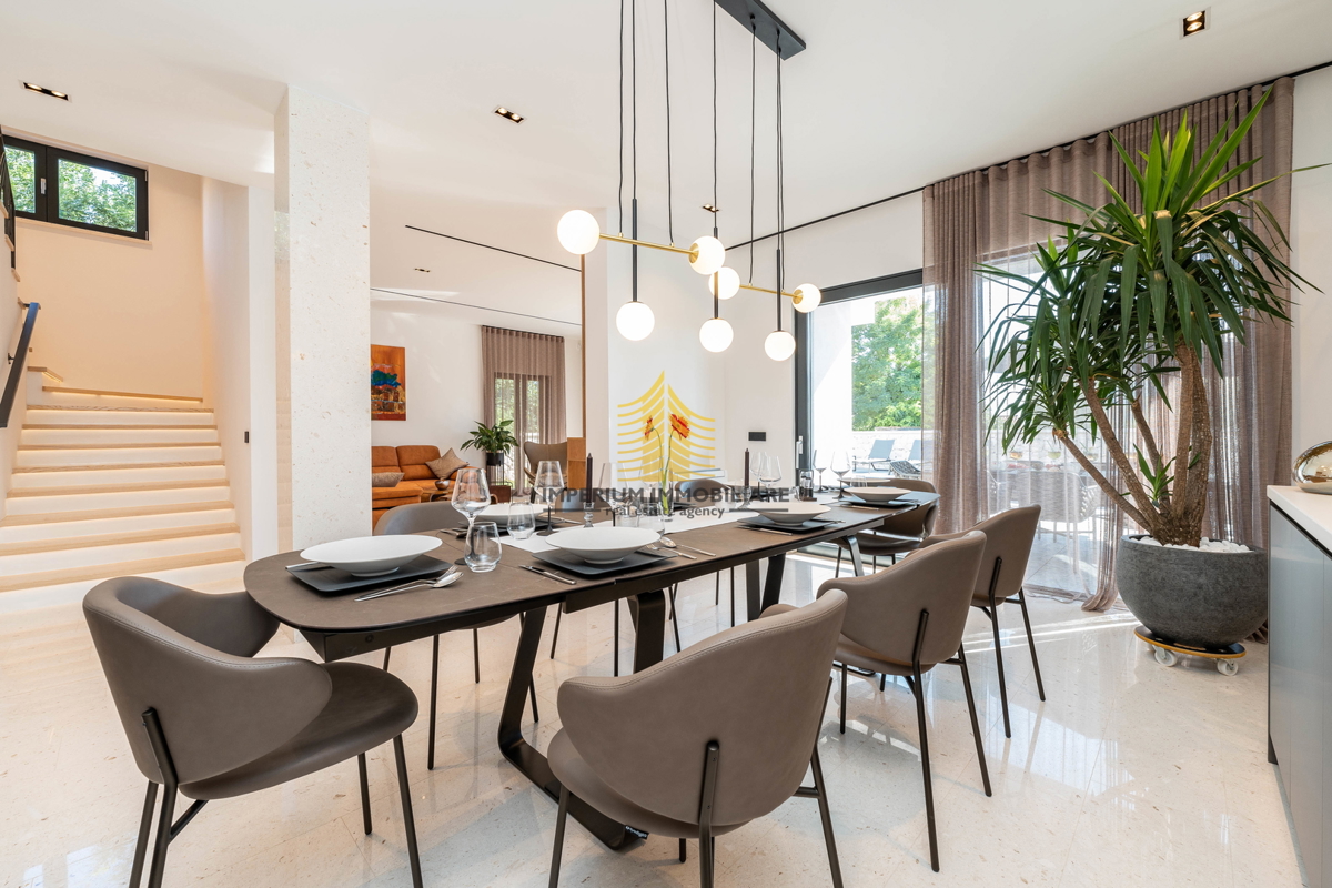 Casa, Vendita, Privlaka, 450m2, Villa