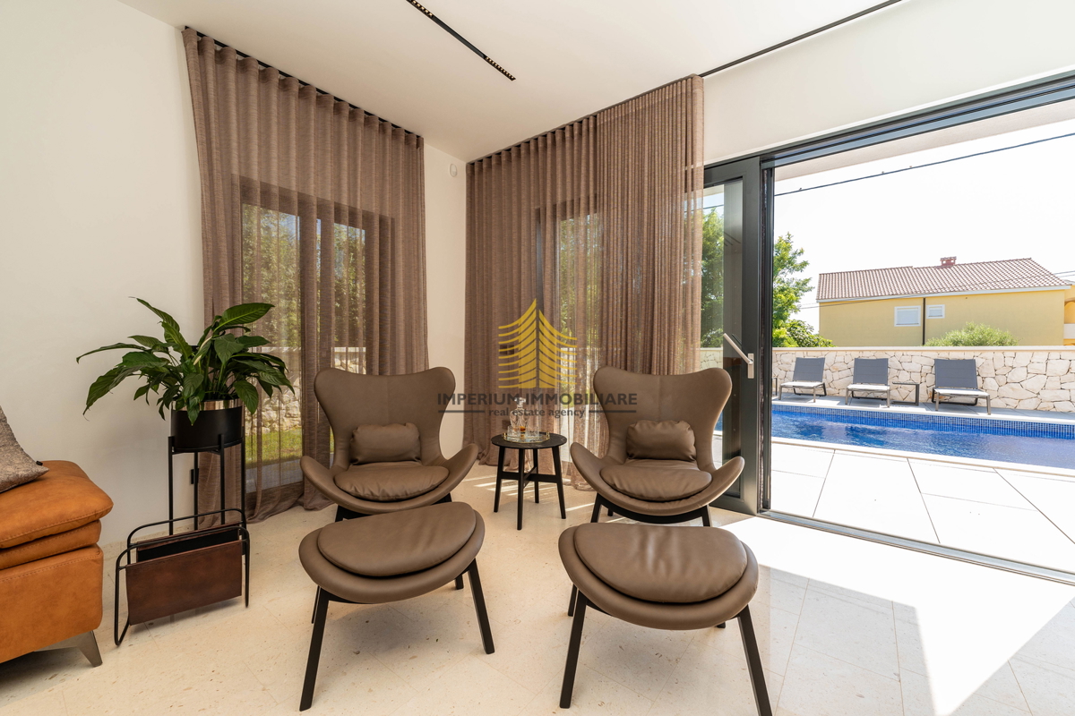 Casa, Vendita, Privlaka, 450m2, Villa