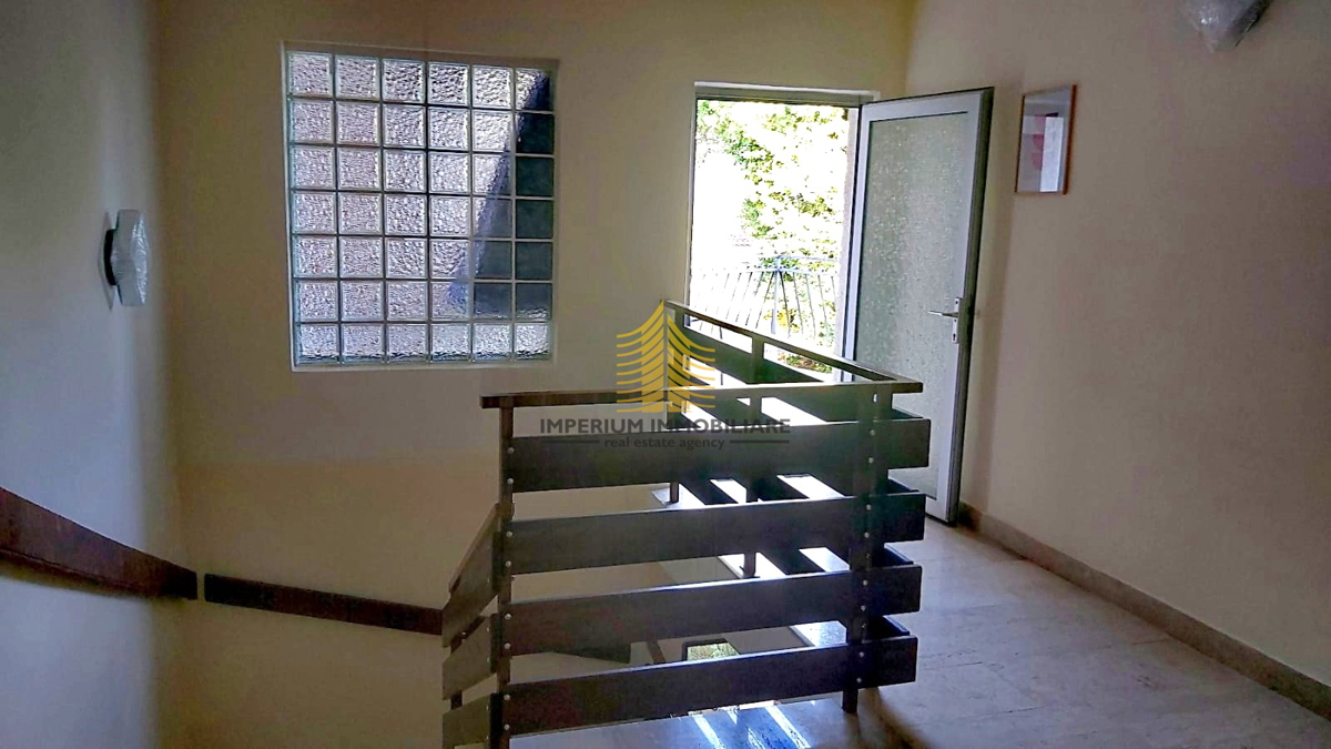 Casa, Vendita, Poreč, Kukci, 330m2, Indipendente