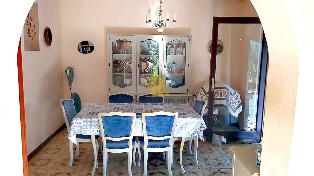 Casa, Vendita, Poreč, Kukci, 330m2, Indipendente