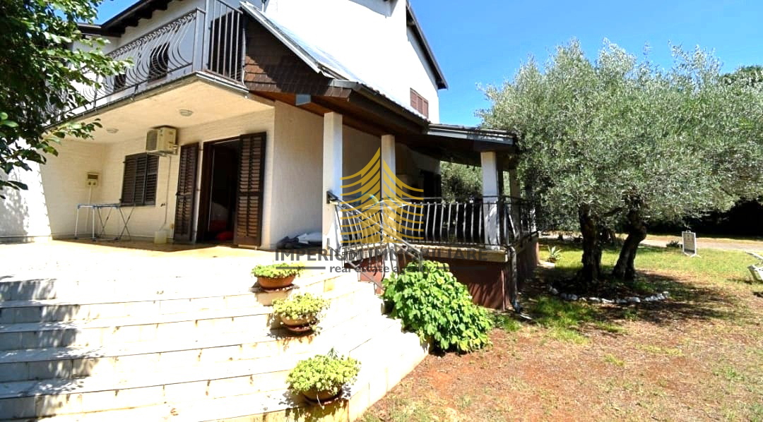 Casa, Vendita, Poreč, Kukci, 330m2, Indipendente