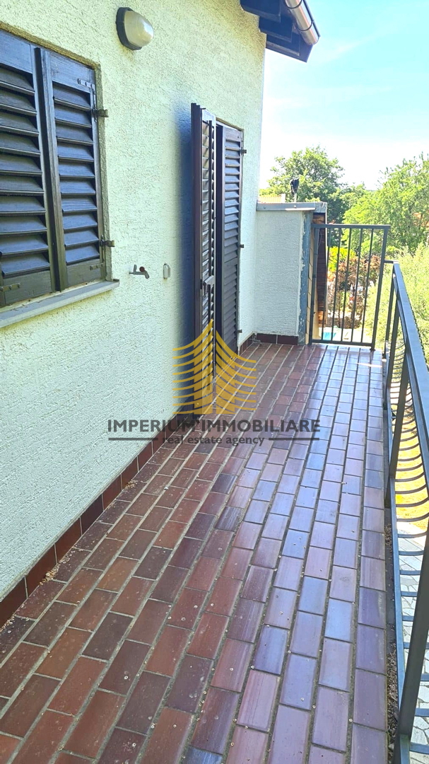 Casa, Vendita, Poreč, Kukci, 330m2, Indipendente
