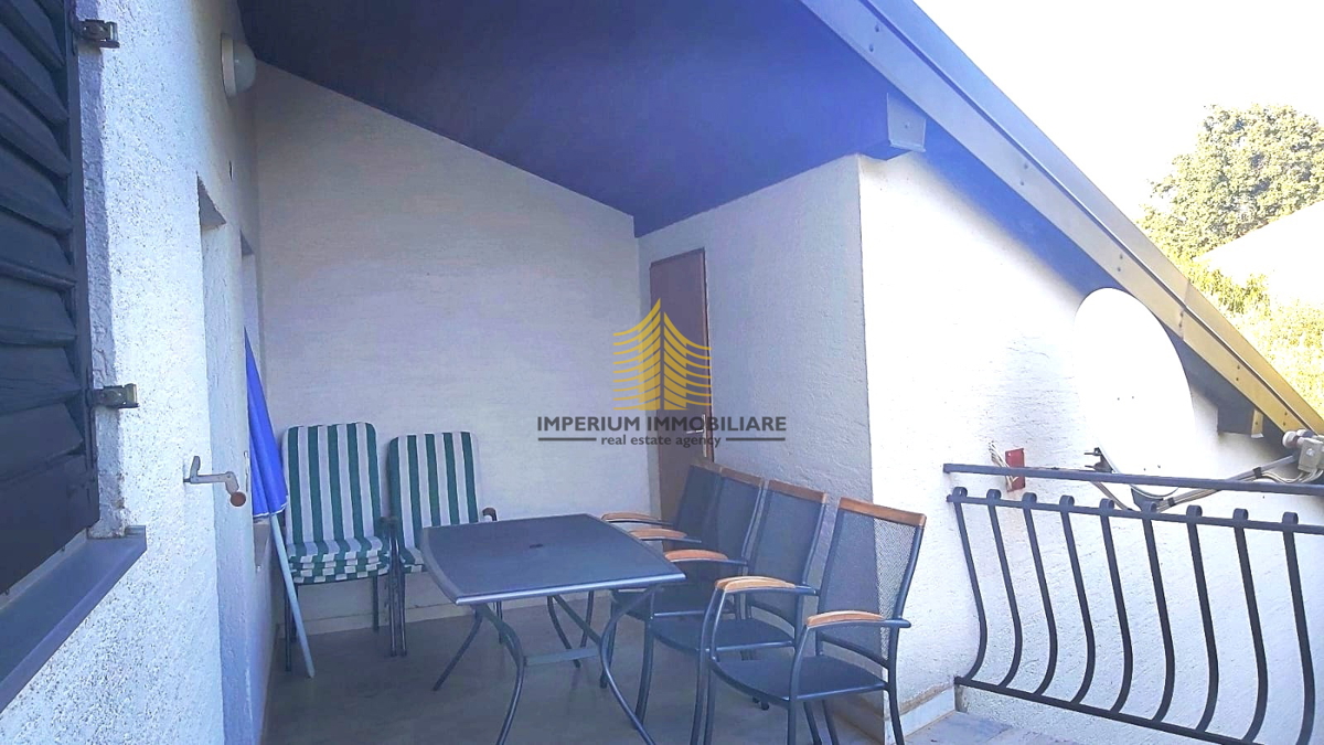 Casa, Vendita, Poreč, Kukci, 330m2, Indipendente