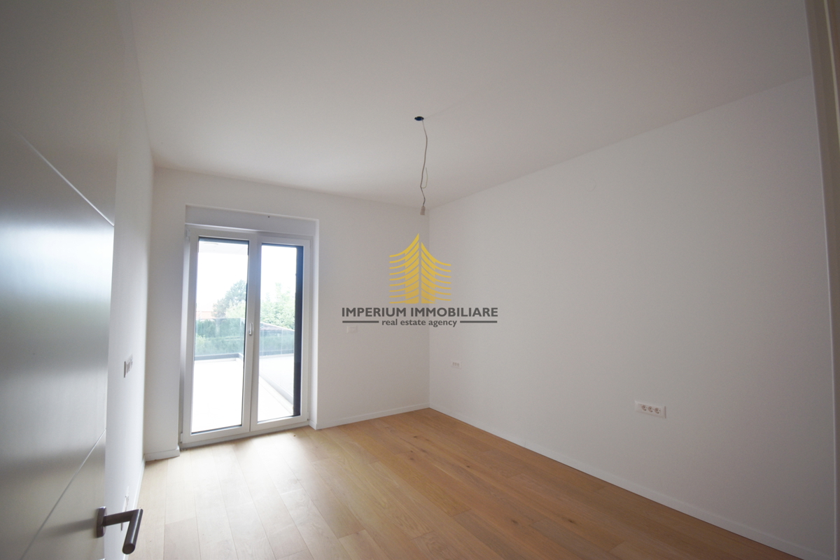 Casa, Vendita, Maksimir, Remete, 304m2, Indipendente