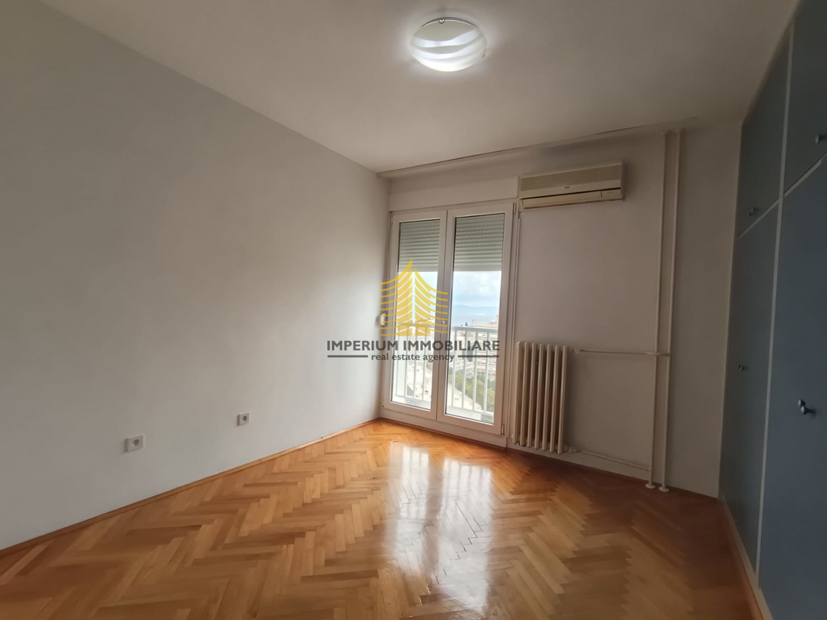 Appartamento, Vendita, Spalato, Blatine, 65m2, 2,5 locali (2 camere + soggiorno doppio)