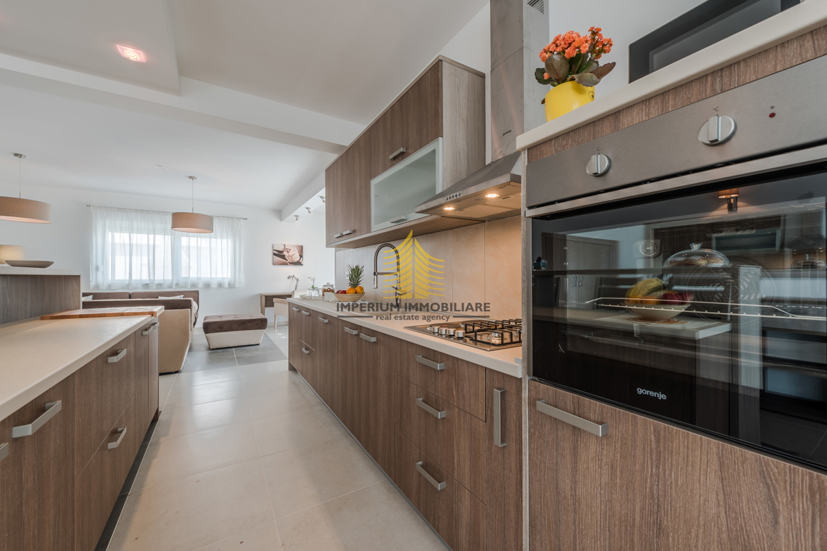 Casa, Vendita, Sukošan, Debeljak, 188m2, Villa