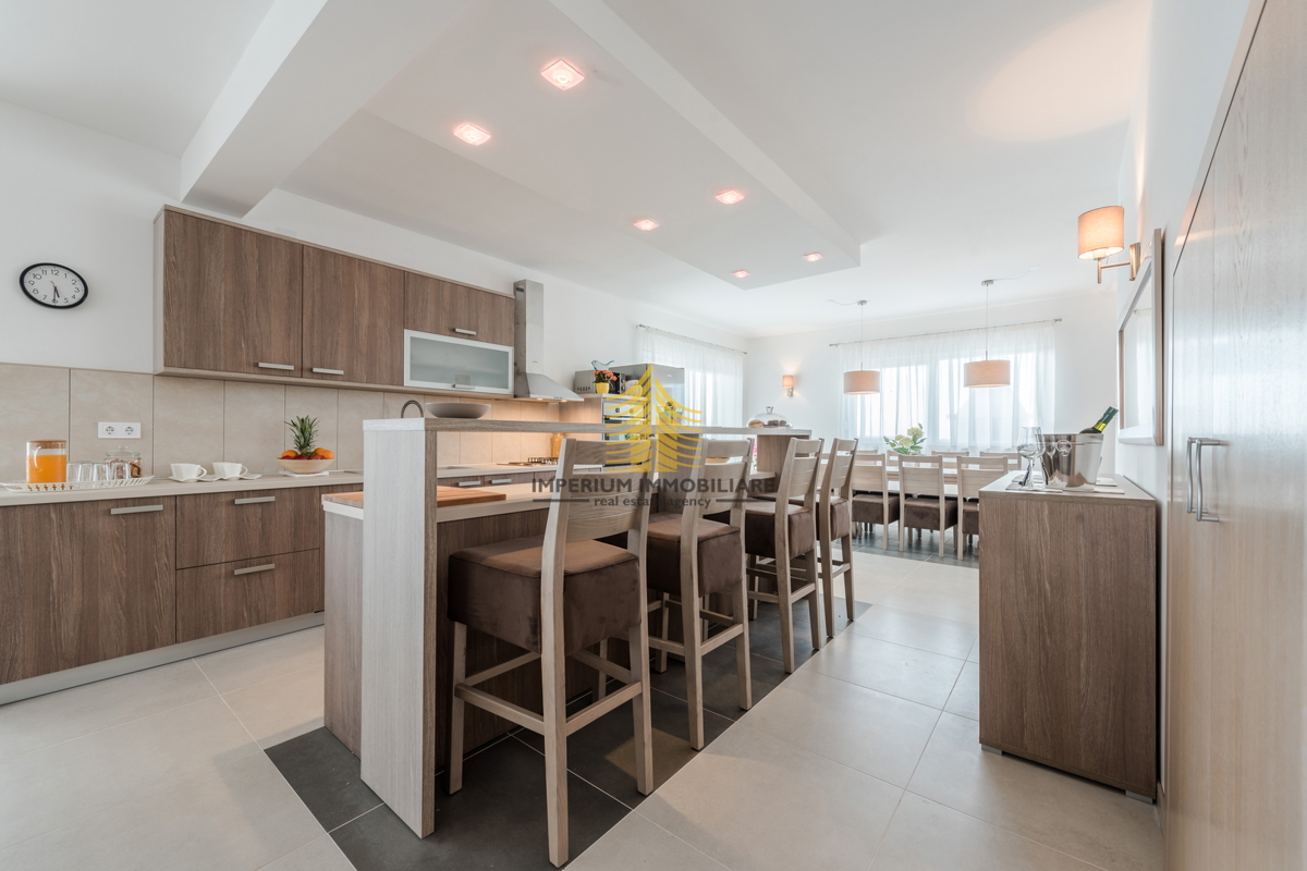 Casa, Vendita, Sukošan, Debeljak, 188m2, Villa