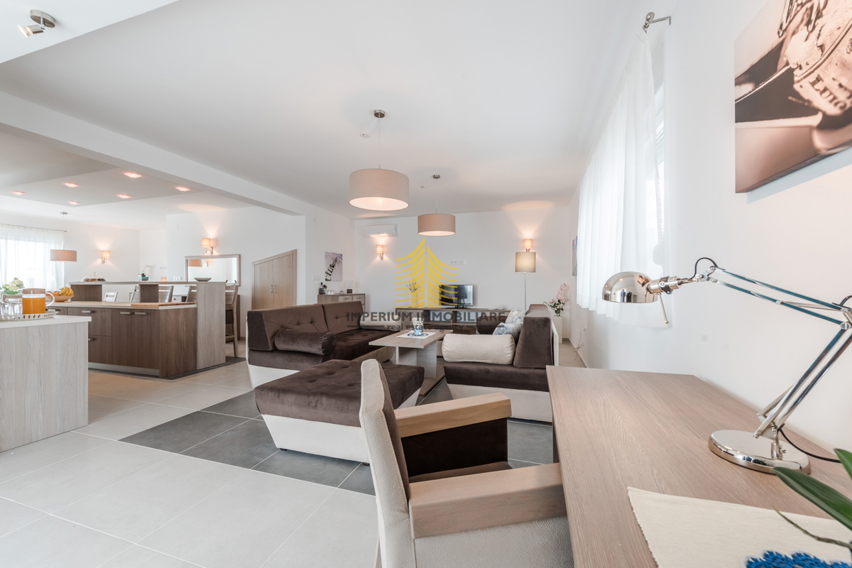 Casa, Vendita, Sukošan, Debeljak, 188m2, Villa