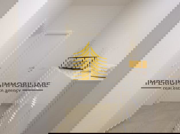 Appartamento, Vendita, Kaštel Novi, 90,36 m2, 2,5 locali (2 camere + soggiorno doppio)