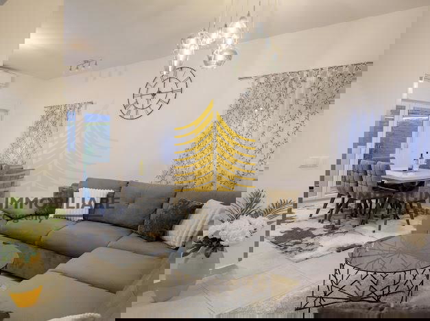 Appartamento, Vendita, Kaštel Novi, 90,36 m2, 2,5 locali (2 camere + soggiorno doppio)