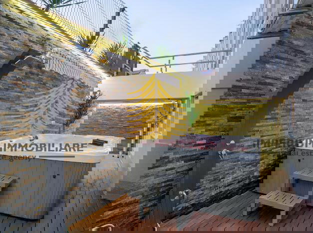 Appartamento, Vendita, Kaštel Novi, 90,36 m2, 2,5 locali (2 camere + soggiorno doppio)