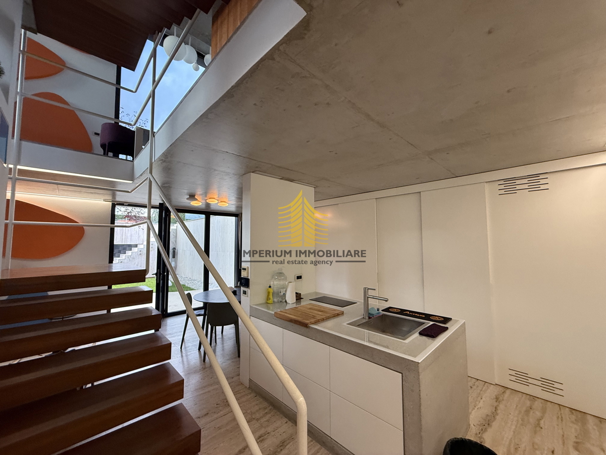 Casa, Vendita, Kloštar Ivanić, 275m2, Indipendente