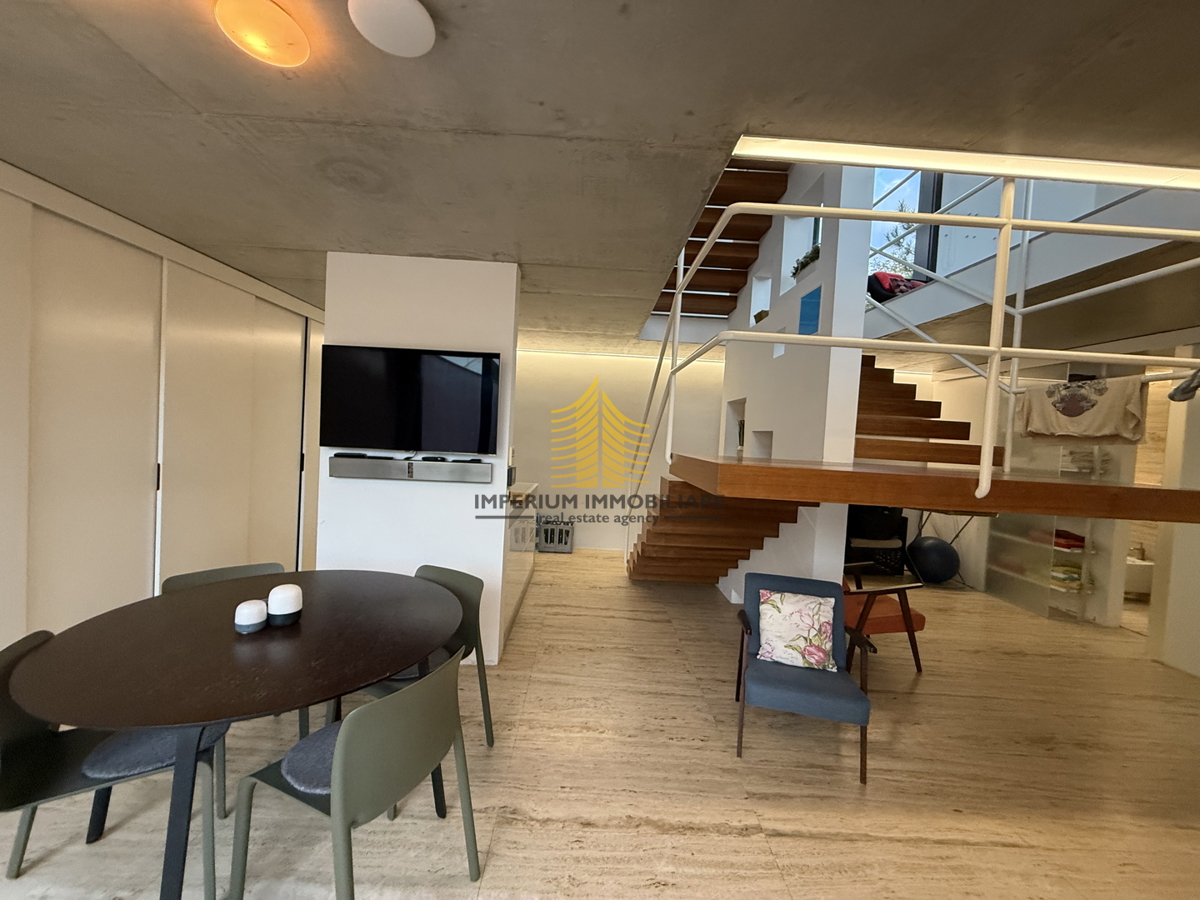 Casa, Vendita, Kloštar Ivanić, 275m2, Indipendente