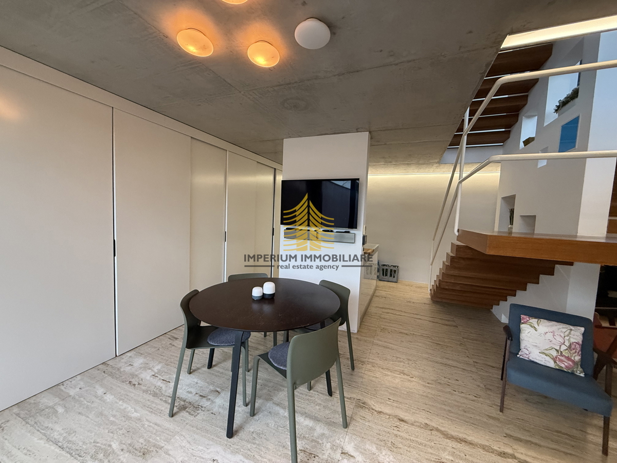 Casa, Vendita, Kloštar Ivanić, 275m2, Indipendente