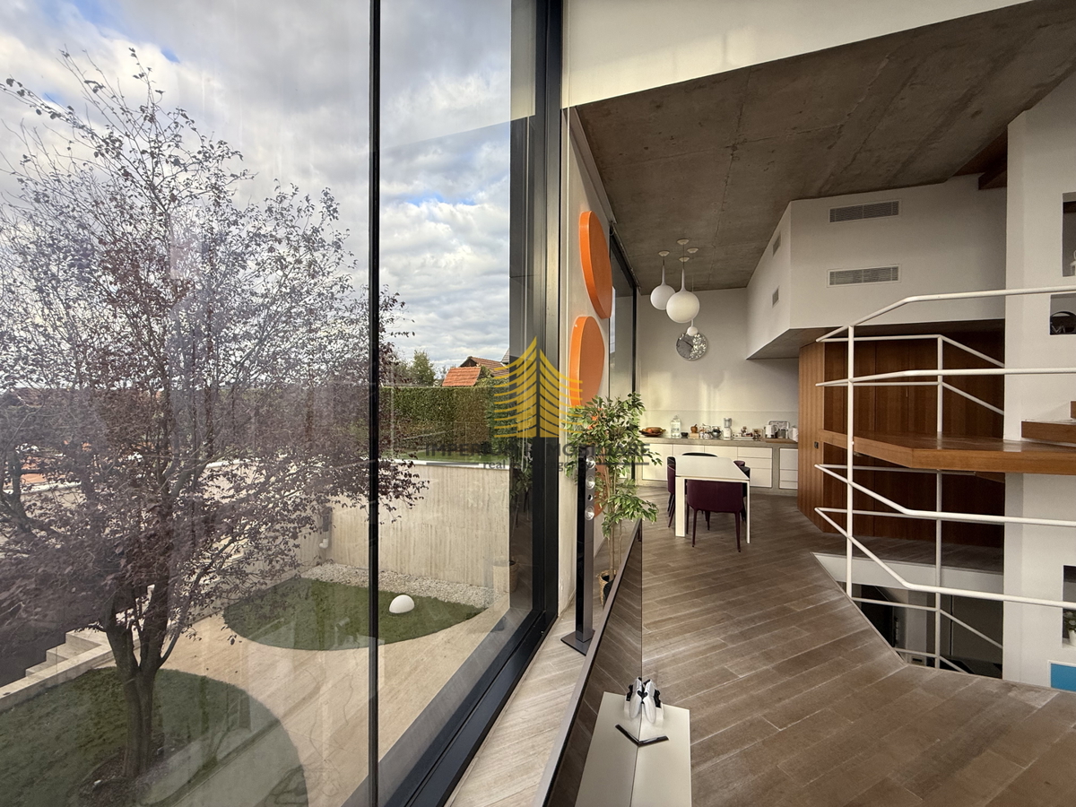 Casa, Vendita, Kloštar Ivanić, 275m2, Indipendente