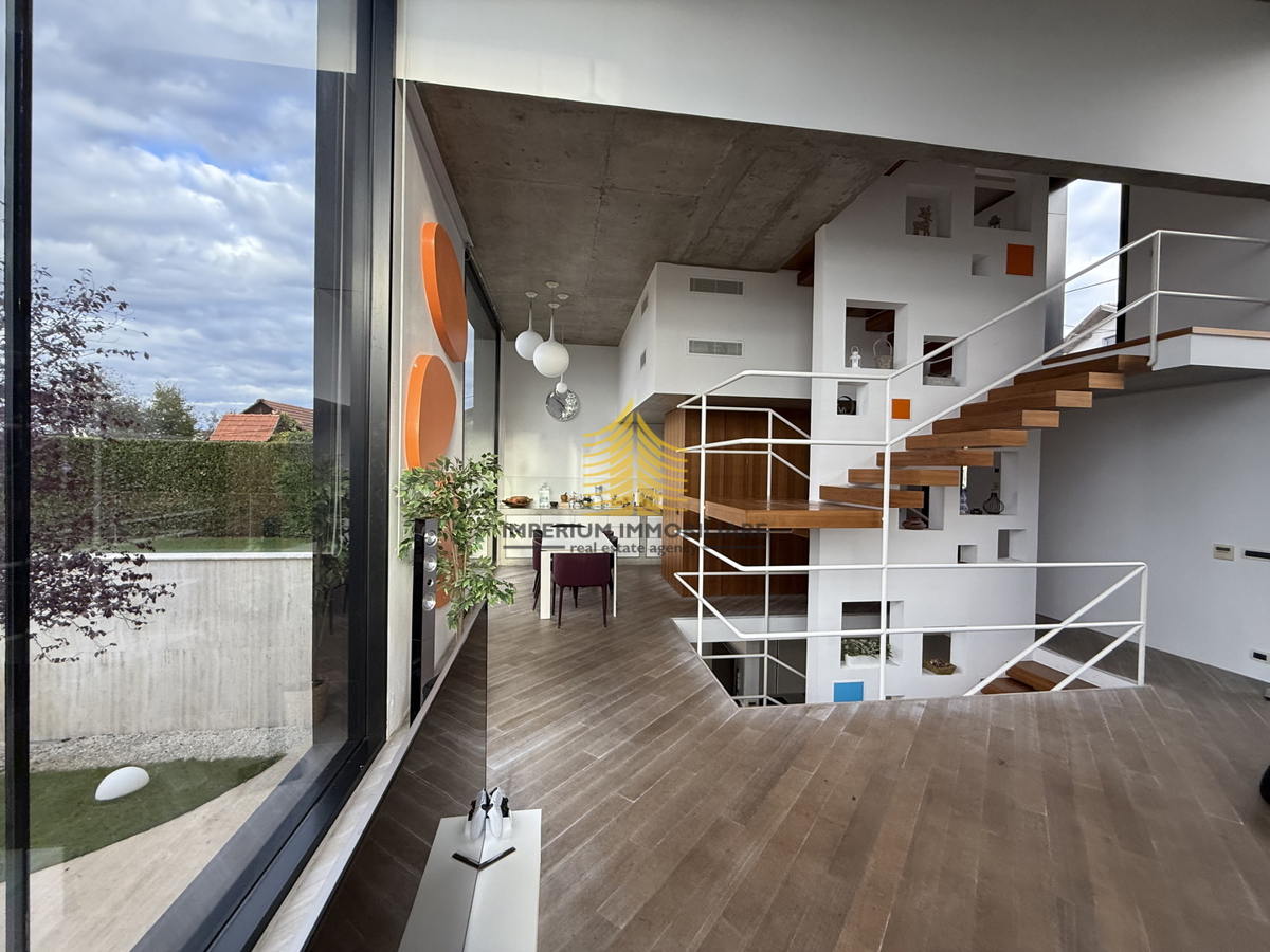 Casa, Vendita, Kloštar Ivanić, 275m2, Indipendente