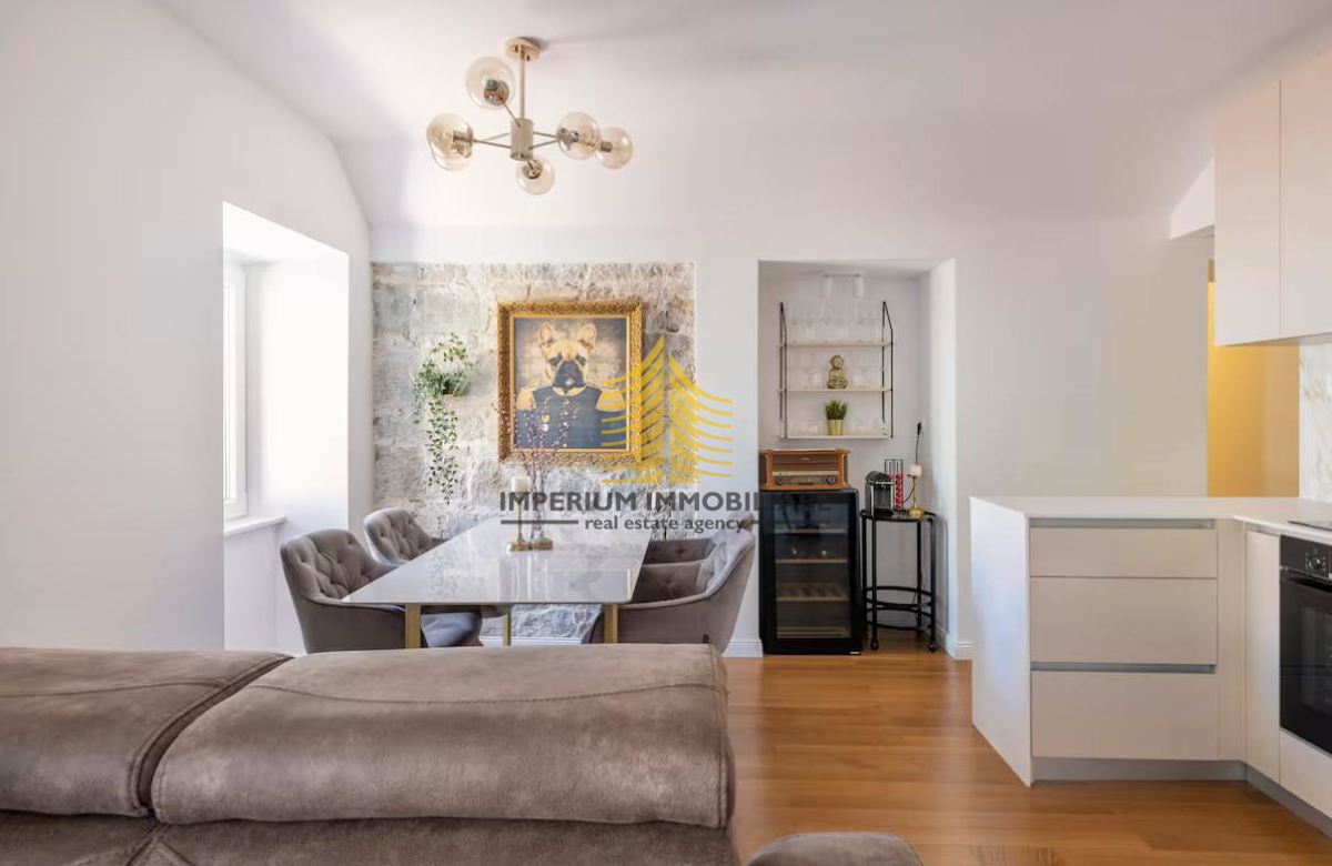 Appartamento, Vendita, Spalato, Città, 88m2, 3 locali