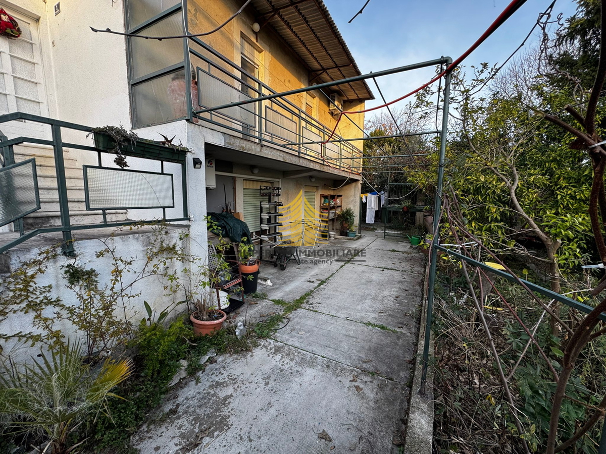 Casa, Vendita, Kaštel Štafilić, 231m2, Indipendente